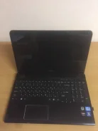 Sony VAIO SVE1511V1R. 15.5", 2 500,0����, ��� 4 ��, ���� 500���, WiFi, Bluetooth, ����������� �� 3��.