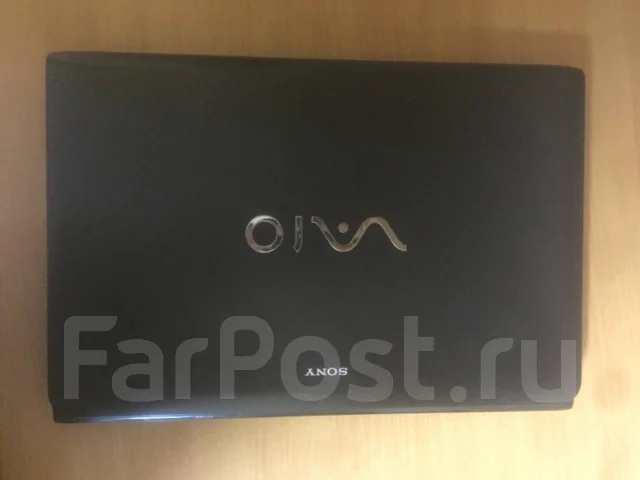 Sony VAIO SVE1511V1R. 15.5", 2 500����, ��� 4 ��, ���� 500���, WiFi: 1, Bluetooth: 1, ����������� �� 3��. ����