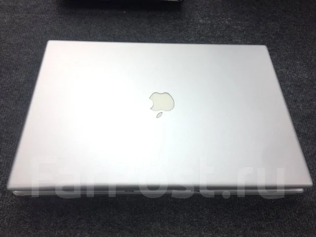 Apple MacBook Pro 17 ����