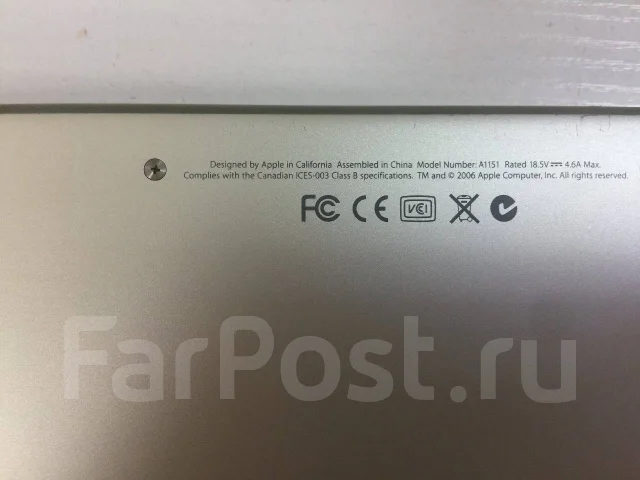 Apple MacBook Pro 17 ����