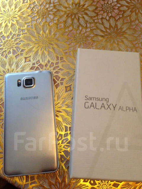 Samsung Galaxy Alpha. �/� ����