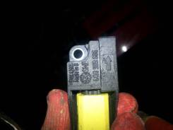 Датчик airbag. Seat Toledo Seat Alhambra, 7V9 Двигатели: ABS, AGN, AGZ, AJH, ANU, ASY, ASZ, ATM, AUY, AWC, AYL, BDE, BKC, BKV, BRT, BTB, BVK, BXE, BXF