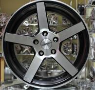 Vossen CV3-R. 8.0x18", 5x114.30, ET40, ЦО 73,1 мм.
