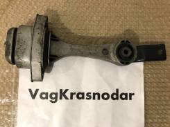 Кронштейн опоры двигателя. Volkswagen Bora Volkswagen Jetta, 1J6, 9M2 Volkswagen Golf, 1E7, 1J1, 1J5 Skoda Octavia Двигатели: AFP, AGR, AGU, ALH, APK...