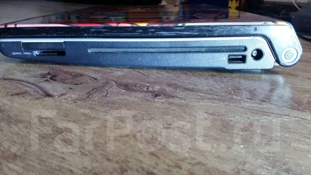 Dell Studio 1555. 15.6", 2����, ��� 3072 ��, ���� 500���, WiFi: 1, Bluetooth: 1, ����������� �� 100��. ����