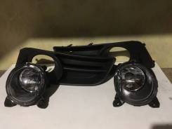 Фара противотуманная. Toyota Auris Toyota Avensis Toyota Camry Toyota Corolla