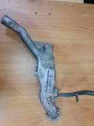 Трубка помпы. Subaru Forester, SF5 Subaru Legacy, BD5, BE5, BG5, BH5 Subaru Impreza, GC8, GF8 Двигатели: EJ205, EJ20G, EJ206, EJ208, EJ20H, EJ20R, EJ2...