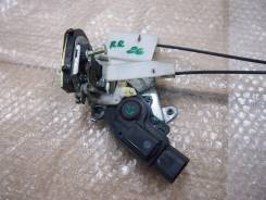Замок двери. Toyota Ipsum, ACM21, ACM21W, ACM26, ACM26W Toyota Picnic, ACM20, ACM20R, ACM21, CLM20 Toyota Picnic Verso, ACM20, ACM21, CLM20 Toyota Ave...