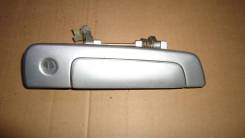Ручка двери внешняя. Mitsubishi Pajero iO, H61W, H62W, H65W, H66W, H67W, H71W, H72W, H76W, H77W Двигатели: 4G18, 4G93, 4G94