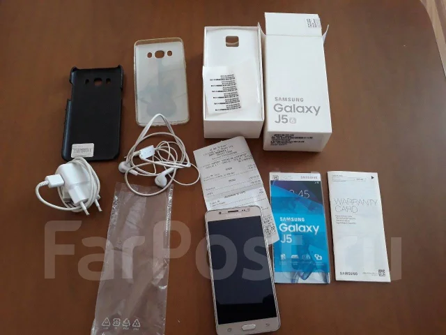 Samsung Galaxy J5 2016. �/� ����