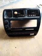 Консоль панели приборов. Toyota Sprinter, AE100