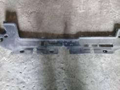 Дефлектор радиатора. Toyota Corolla, ADE150, AZE141, NDE150, NRE150, ZRE142, ZRE151, ZZE150 Двигатели: 1ADFTV, 1NDTV, 1NRFE, 1ZRFAE, 1ZRFE, 2AZFE, 2ZR...
