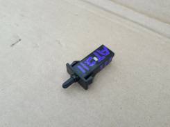 Бардачок. Toyota: Regius Ace, Lite Ace, Windom, Corona, Scepter, Aristo, Avensis, Vista, Caldina, Century, Lite Ace Truck, Estima Emina, Estima Lucida...