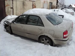 Mazda 323. ZL ����