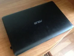 Asus VivoBook X540SA. 15.6", 1,6����, ��� 2048 ��, ���� 500���, WiFi, Bluetooth, ����������� �� 9��. ��� �����