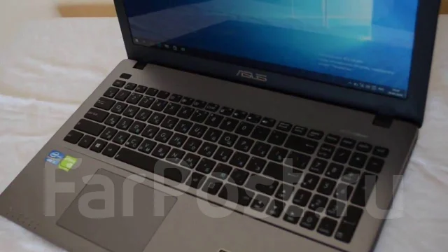 Asus X550CC. 15.6", 1,8����, ��� 8 ��, ���� 600���, WiFi: 1, Bluetooth: 1, ����������� �� 4��. ����