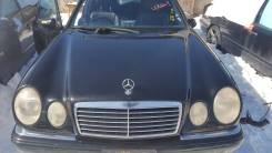 Капот. Mercedes-Benz E-Class, S210, W210 Двигатели: M104, M111E20, M111E23, M112E24, M112E28, M112E32, M113E43, M113E55, M119, OM602DELA, OM604D20, OM...