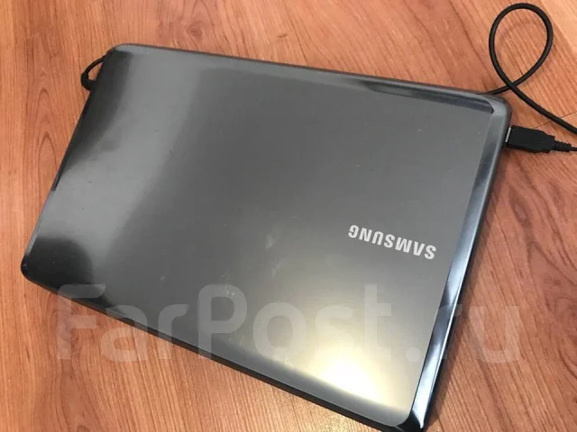 Samsung R525. Bluetooth: 1 ����