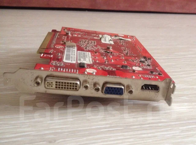 GeForce GT 220 ����