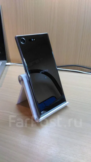Sony Xperia XZ Premium. �/� ����