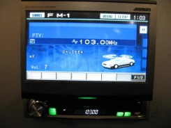Alpine IVA ����