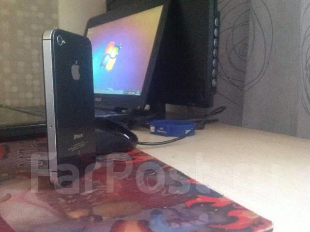 Apple iPhone 4s. �/�. ��� ����� �� ������ ����