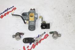 Замок. Nissan Laurel, GC35, GCC35, GNC35, HC35, SC35