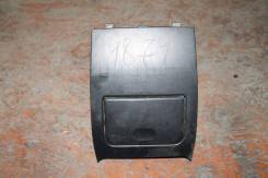 Пепельница средней консоли Peugeot 406