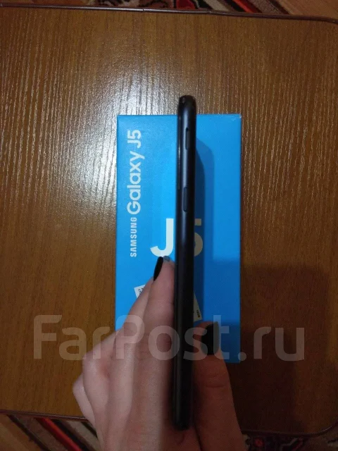 Samsung Galaxy J5 2017. �/� ����