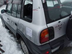 Задняя часть автомобиля. Toyota RAV4, SXA11, SXA11G, SXA11W
