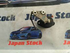 Кронштейн опоры двигателя. Honda Accord, CL7, CM1
