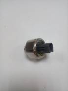 Датчик детонации. Lexus: IS300, RX330, RX350, IS200, GS430, ES300, ES330, GS300, GS400, RX300 Toyota: Windom, Allex, Crown, Aristo, Camry Gracia, Aven...