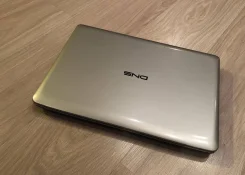 Sony VAIO VPC-P11S1R/D. 15.6", 2,5����, ��� 6 ��, ���� 750��� ����