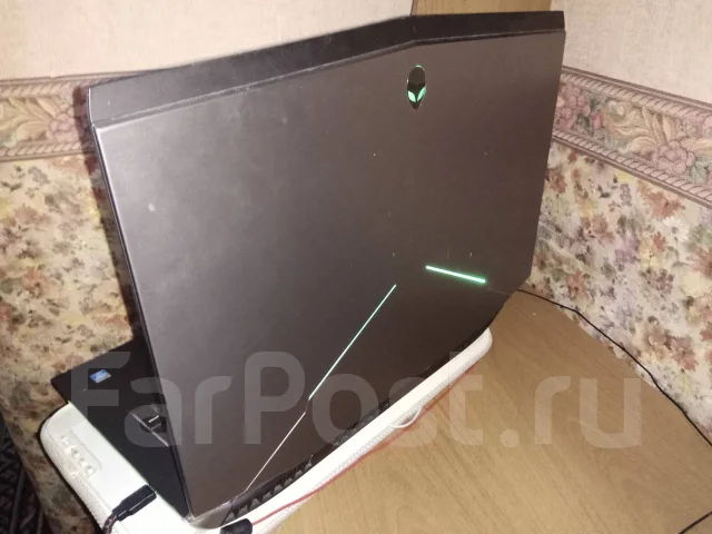 Alienware 18. 18.4", 2,7����, ��� 8 ��, ���� 1 000���, WiFi: 1, Bluetooth: 1, ����������� �� 4��. ����
