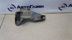 Кронштейн крепления АКПП. Volkswagen Passat, 3B2, 3B3, 3B5, 3B6 Audi: A6 allroad quattro, S6, A4, A6, S4 Skoda Superb Двигатели: 1Z, ACK, ADP, ADR, AE...