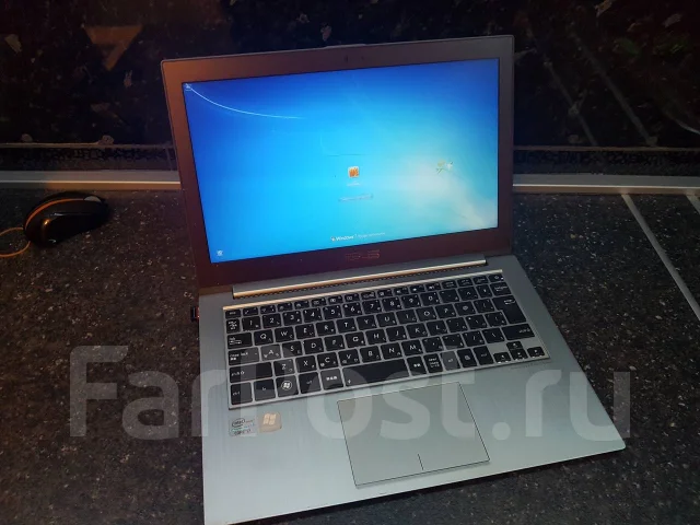 Asus ZenBook Prime UX31A. 13", ��� 4 ��, ���� 256���, WiFi: 1, Bluetooth: 1, ����������� �� 5��. ����