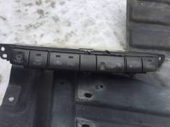 Блок управления климат-контролем. Toyota Mark II Wagon Blit, GX110, GX110W, GX115, GX115W, JZX110, JZX110W, JZX115, JZX115W Toyota Mark II, GX110, GX1...