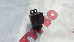 Кнопка регулировки щитка приборов Honda Stepwgn RG1. Honda Stepwgn, RG1, RG2, RG3, RG4 Двигатели: K20A, K24A