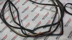Уплотнитель двери багажника. Toyota Harrier, ACU10, ACU10W, ACU15, ACU15W, MCU10, MCU10W, MCU15, MCU15W, SXU10, SXU10W, SXU15, SXU15W Lexus RX300, MCU...
