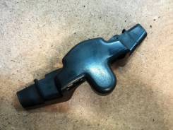 Замок капота. Toyota Kluger V, ACU20, ACU20W, ACU25, ACU25W, MCU20, MCU20W, MCU25, MCU25W, MCU28, MHU28, MHU28W Toyota Highlander, ACU20, ACU20L, ACU2...