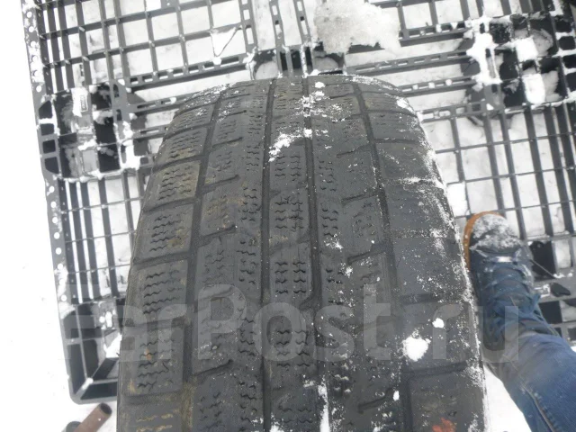 YST X-3. 7.0x16", 5x114.3, ET50 ����