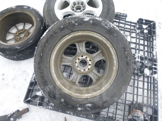 YST X-3. 7.0x16", 5x114.3, ET30 ����