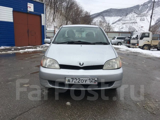 Toyota Platz. �������, ��������, 1.0 (70��.�.), ������, 180����. �� ����