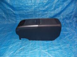 Консоль центральная. Honda CR-V, RE3, RE4 Двигатели: K24Z1, K24Z4, N22A2, R20A1, R20A2
