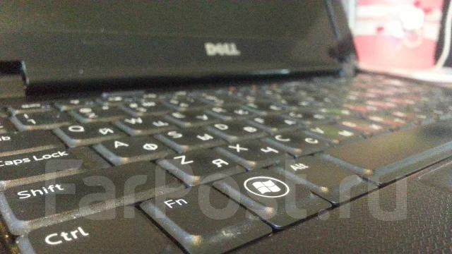 Dell. 10", 1,7����, ��� 2048 ��, ���� 320���, WiFi: 1, Bluetooth: 1, ����������� �� 5��. ����