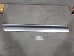 Накладка на боковую дверь. Audi A8, 4E2, 4E8 Audi S Audi S8, 4E2, 4E8 Двигатели: ASB, ASE, ASN, BBJ, BFL, BFM, BGK, BHT, BMC, BNG, BPK, BSB, BSM, BTE...