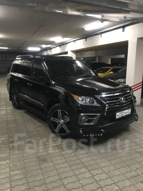 Lexus LX570. �������, 4wd, 5.7 (383��.�.), ������, 127 000����. �� ����