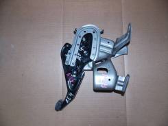 Педаль ручника. Honda CR-V, RE3, RE4 Двигатели: K24Z1, K24Z4, N22A2, R20A1, R20A2