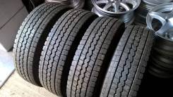 Dunlop Winter Maxx SV01. Зимние, без шипов, 2015 год, 5 %, 4 шт