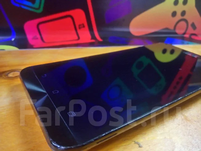 Asus ZenFone 2. �/�, Dual-SIM ����
